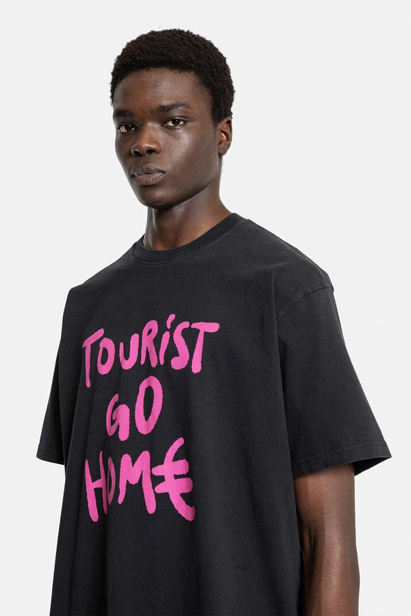 TOURIST TEE