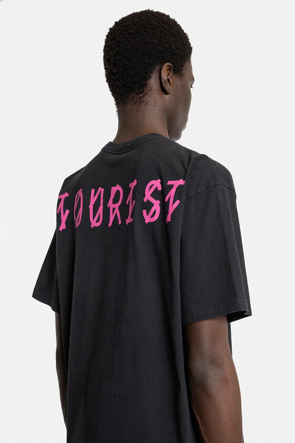 TOURIST TEE